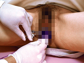 産婦人科ドスケベ医セクハラ診察室4時間　サンプル画像02